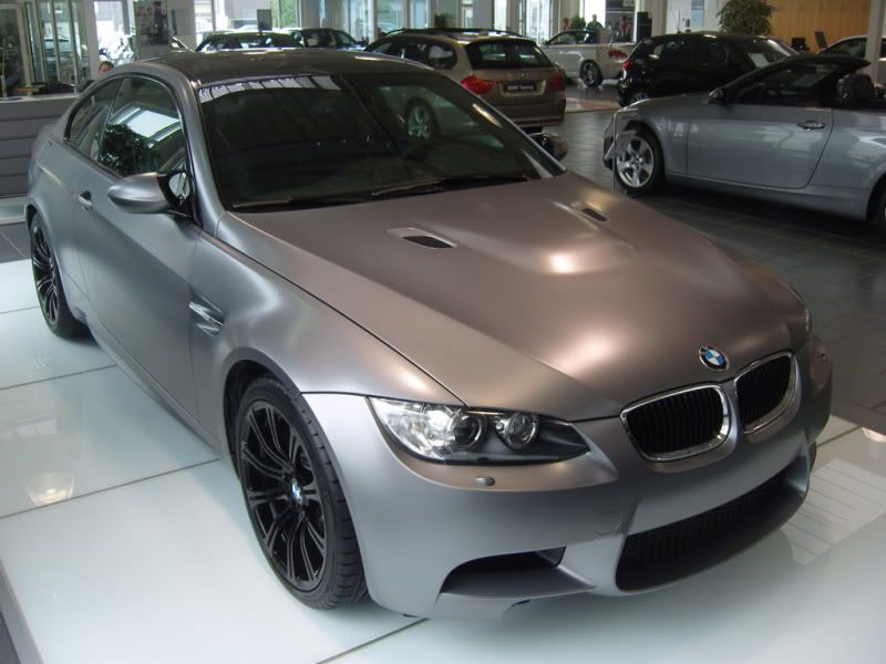 sammyz wrote Matt grey as in the new M3 colour Frozen grey would look good