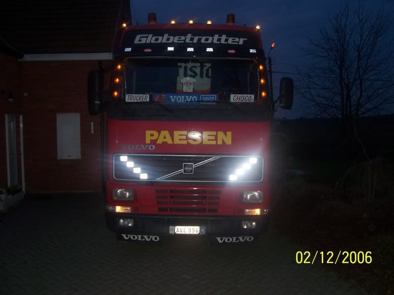 http://i124.photobucket.com/albums/p27/truckerchoco/100_2481.jpg