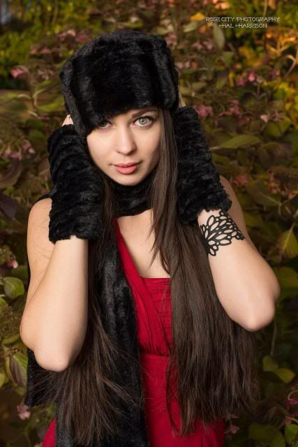 Hat, scarf and fingerless gloves, Made in USA. Photo: Hal Harrison photo 1492336_10152449772809698_888961882_o-1.jpg