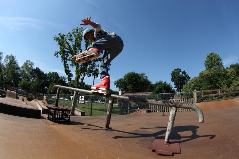 IMAGE: http://i124.photobucket.com/albums/p38/Almostapsp/IMG_32151.jpg