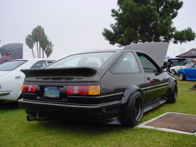 http://i124.photobucket.com/albums/p9/Andyyrsx/DSC00048.jpg