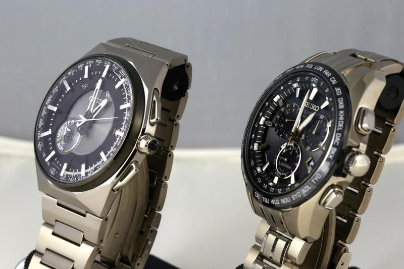 seiko astron vs citizen satellite wave