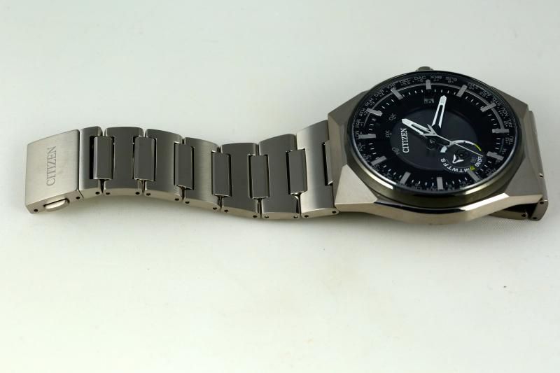 seiko astron vs citizen satellite wave