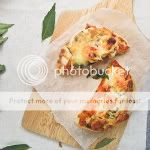 Homemade Naan Pizzas with Thai Chicken