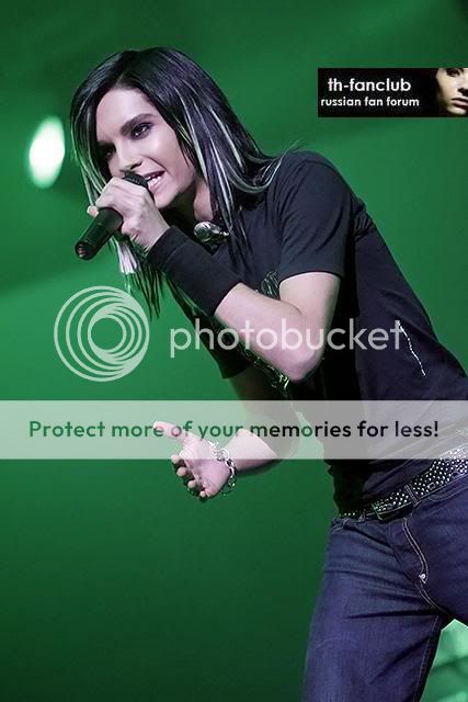 http://i124.photobucket.com/albums/p38/NickyFerrum4/Bill%203/8964.jpg