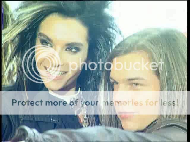 http://i124.photobucket.com/albums/p38/NickyFerrum4/Bill/6742.jpg