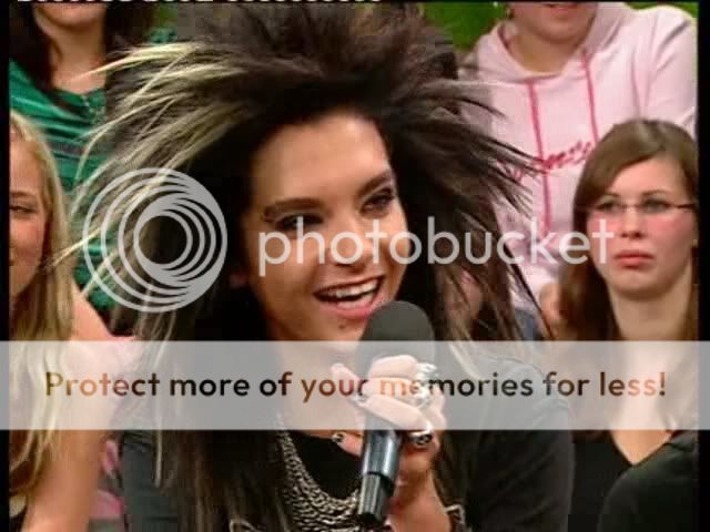 http://i124.photobucket.com/albums/p38/NickyFerrum4/Bill/6833.jpg