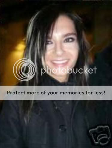 http://i124.photobucket.com/albums/p38/NickyFerrum4/Bill/7015.jpg