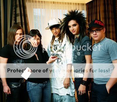 http://i124.photobucket.com/albums/p38/NickyFerrum4/Bill/7230.jpg