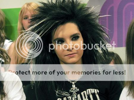 http://i124.photobucket.com/albums/p38/NickyFerrum4/Bill/7277.jpg