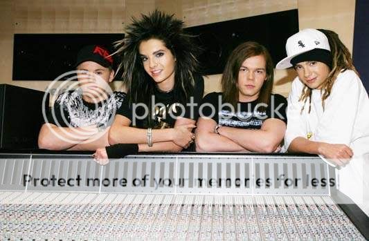 http://i124.photobucket.com/albums/p38/NickyFerrum4/Bill/7495.jpg